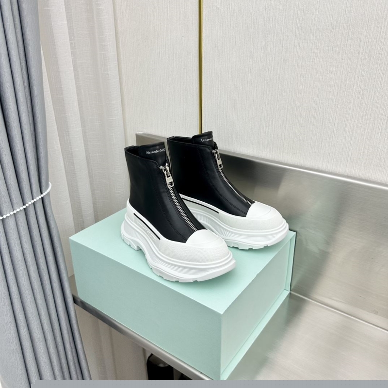 M*Q*en boots
